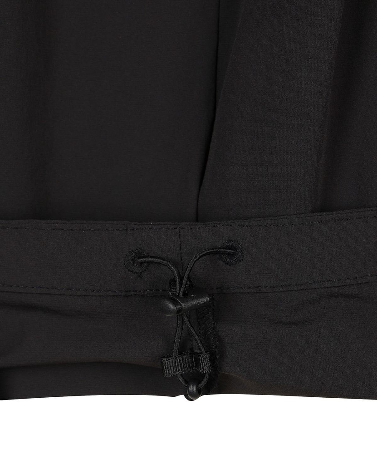 디스커버리 익스페디션(DISCOVERY EXPEDITION) 여성 프레시벤트 경량 우븐 트레이닝 반팔 하이넥 아노락 (BLACK)