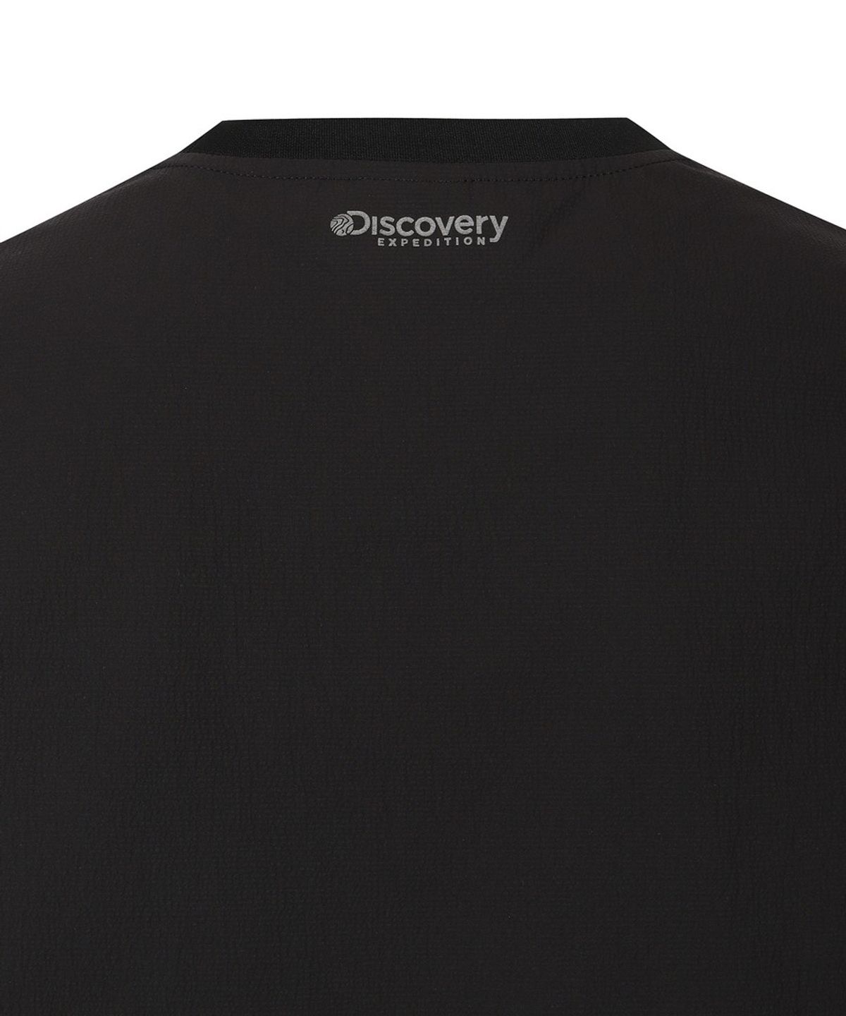 디스커버리 익스페디션(DISCOVERY EXPEDITION) 남성 시어서커 우븐 반팔티셔츠 (BLACK)