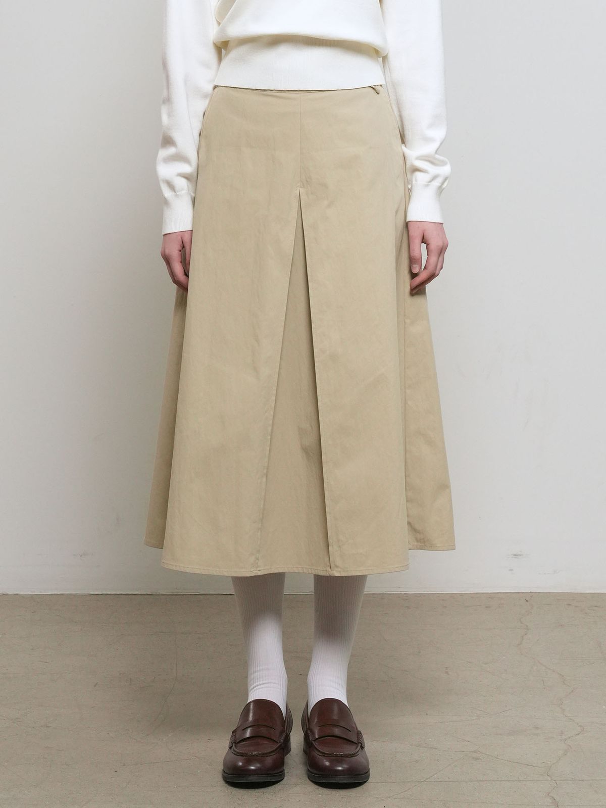 제너럴아이디어(GENERALIDEA) 스플릿 에이라인 미디 스커트 [BEIGE] / GF1LSK506