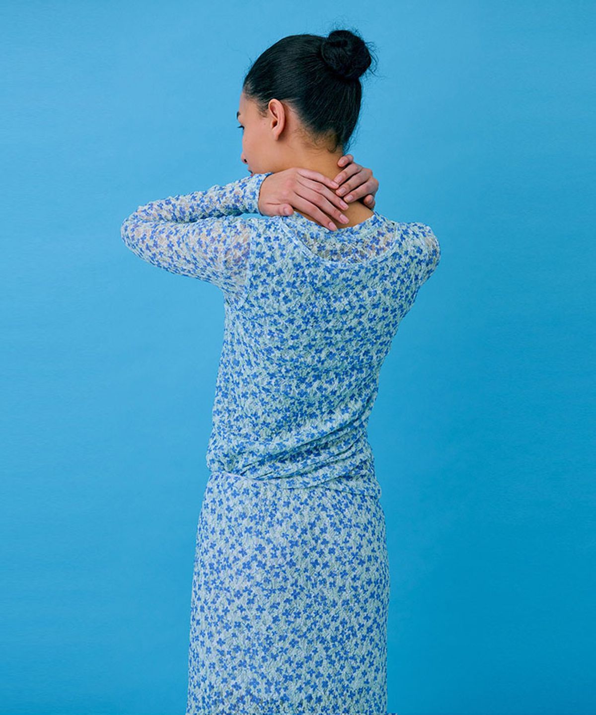 분더캄머(WNDERKAMMER) Floral Sleeveless_Light Blue(플로럴 슬리브리스_라이트블루)
