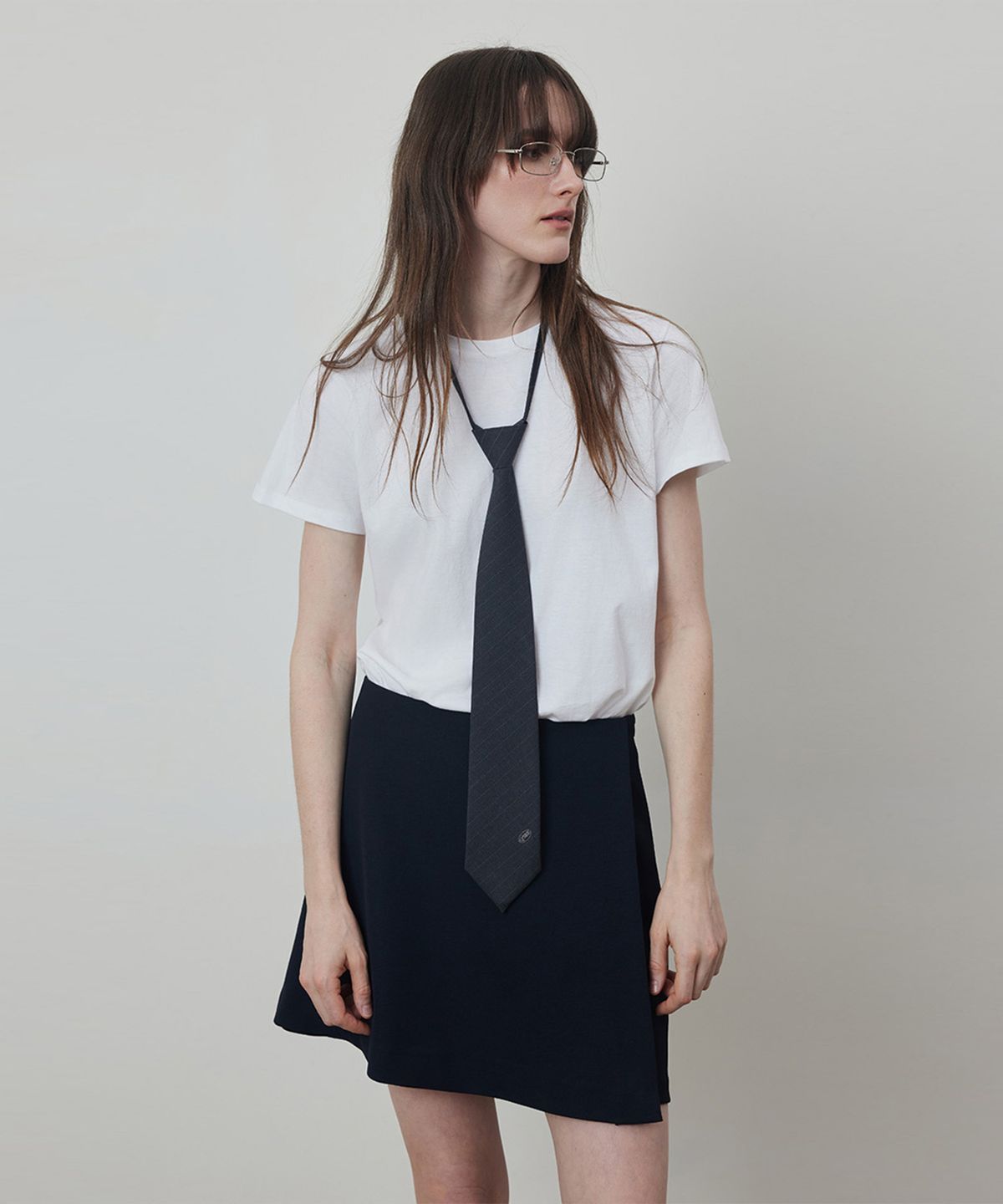 퀸스래빗(Q'SRB) Standard Fit Round Neck Half Sleeve T-shirt