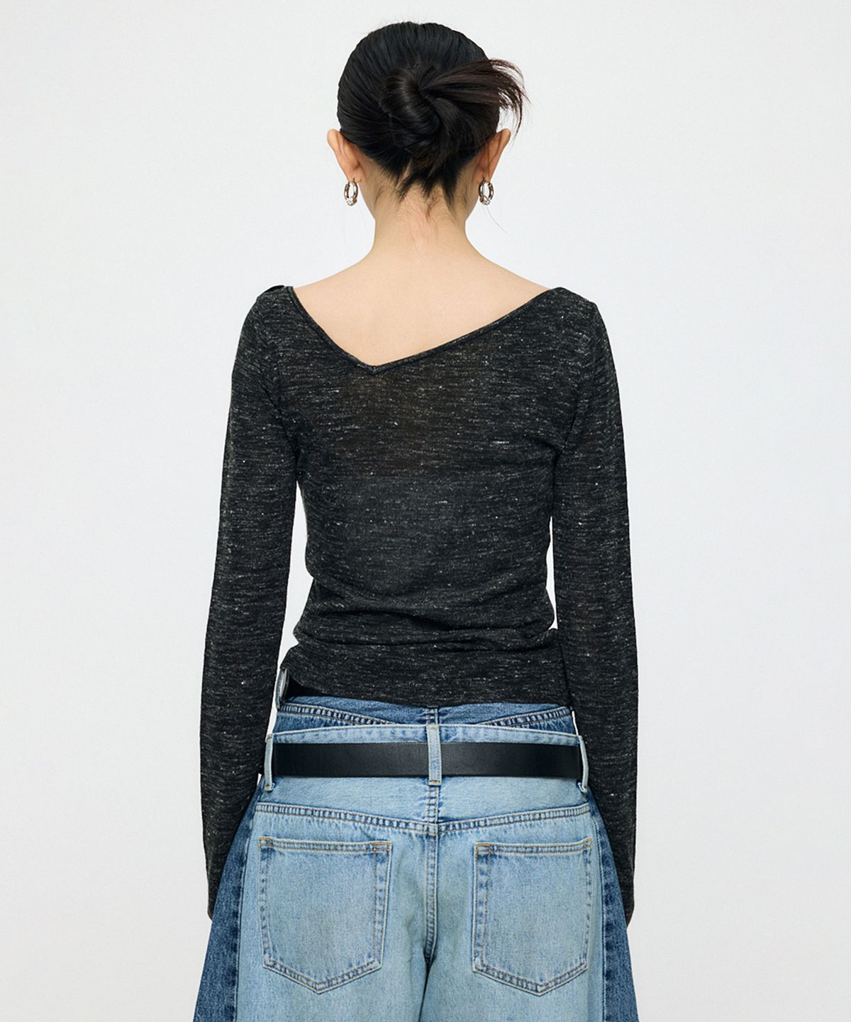 인사일런스 우먼(INSILENCE WOMEN) [MOUSSY] GATHER KNIT TOP BLACK