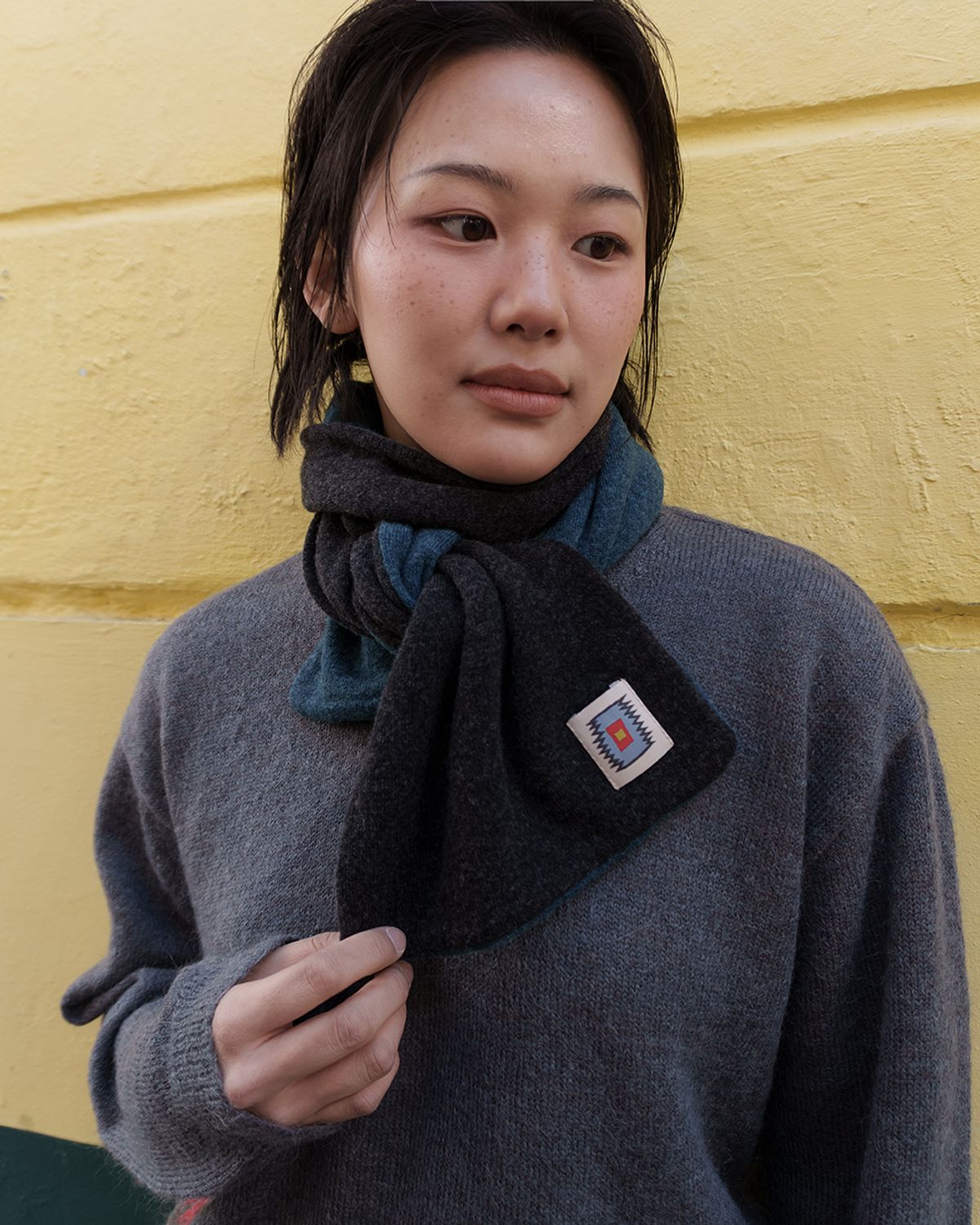 카락터(KARACTOR) Dual Field Scarf / Charcoal