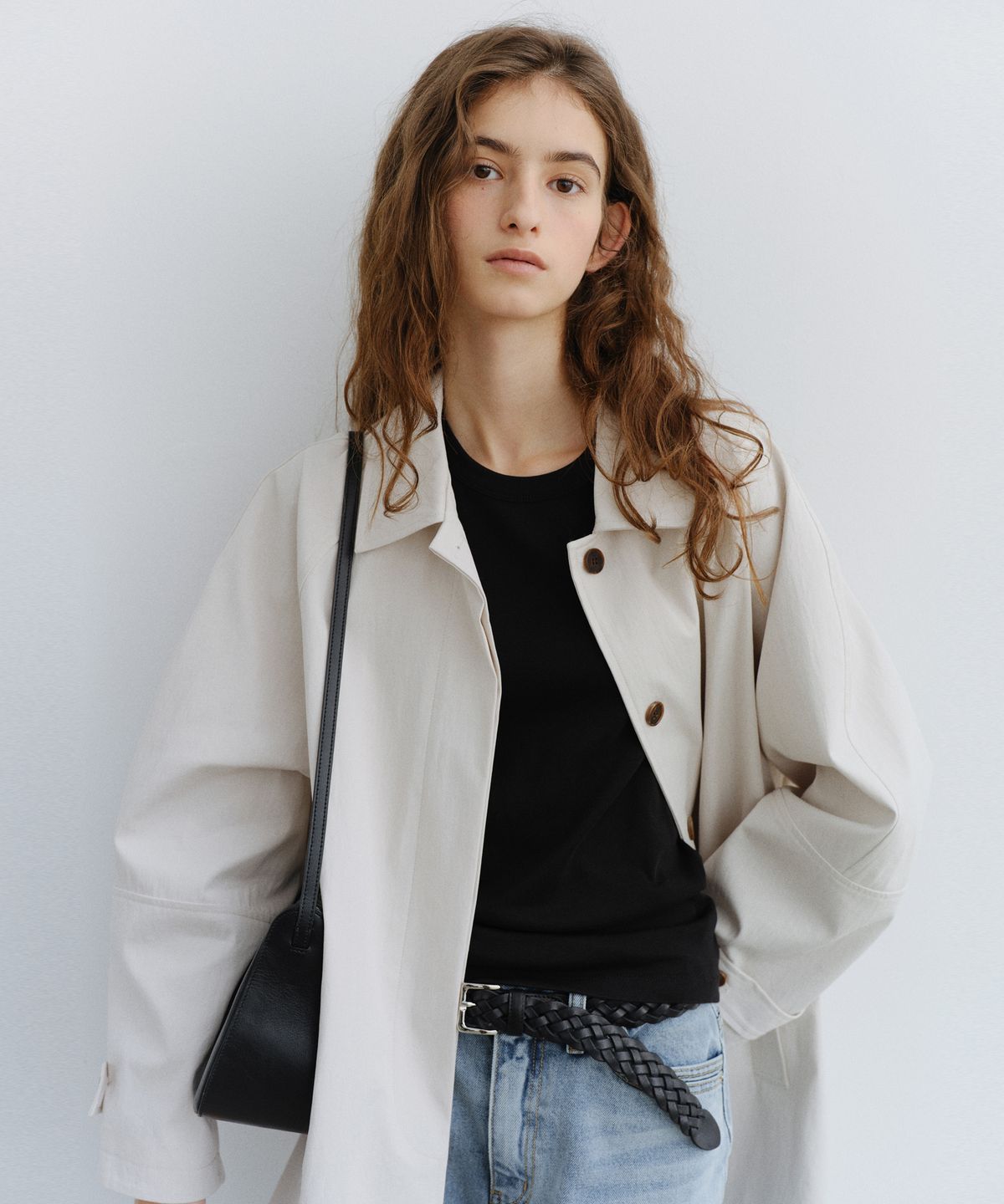 유라고(URAGO) Hidden button half trench coat