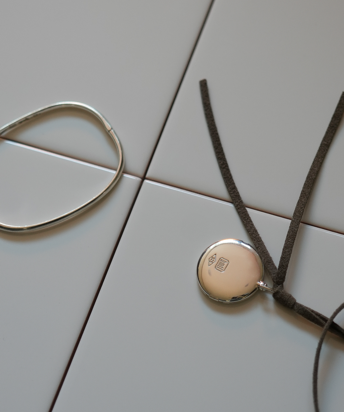 비엠티엘(BMTL) Moon Locket String Tie (Silver925)