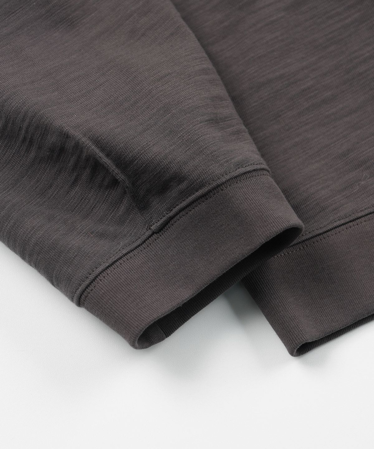 프리즘웍스(FRIZMWORKS) SLUB HENLEY NECK L/S TEE _ CHARCOAL