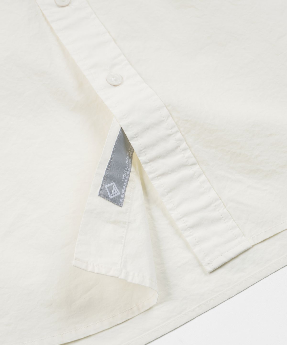 프리즘웍스(FRIZMWORKS) CIGARETTE POCKET TYPEWRITER SHIRT _ BUTTER