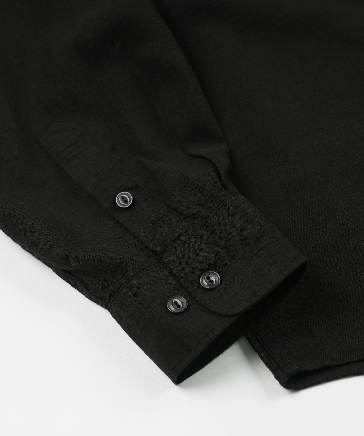 프리즘웍스(FRIZMWORKS) CIGARETTE POCKET LINEN RAYON SHIRT _ BLACK
