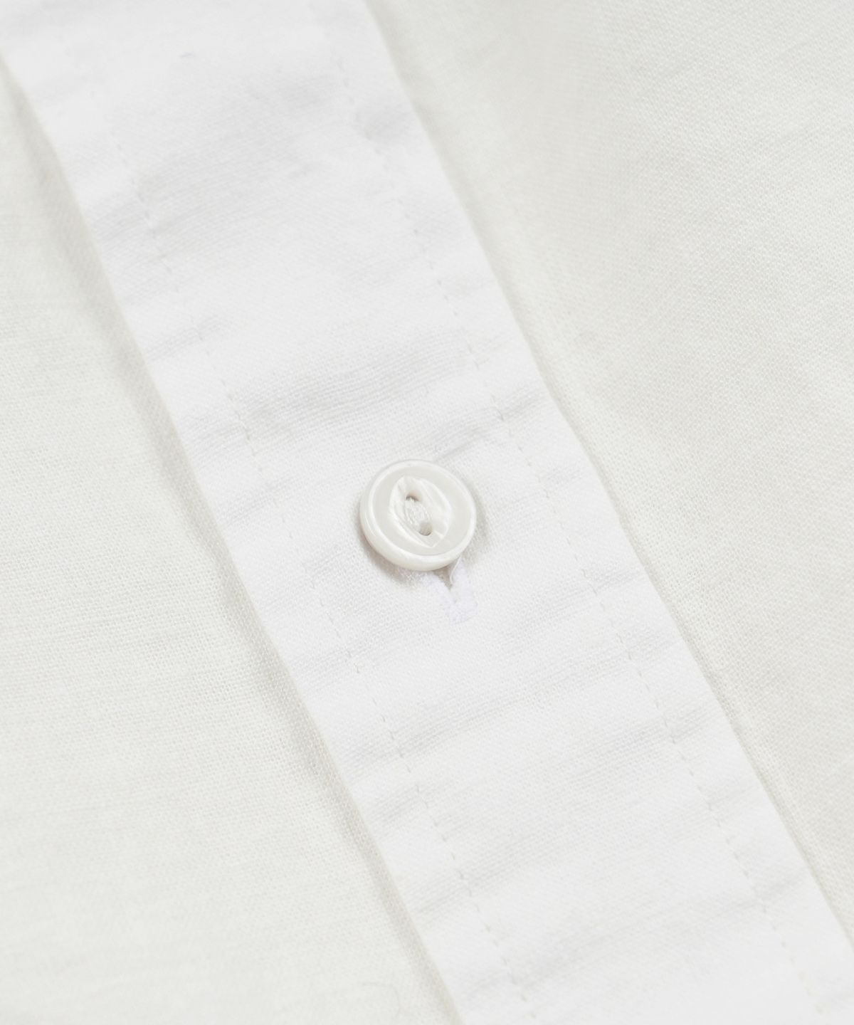 프리즘웍스(FRIZMWORKS) CIGARETTE POCKET LINEN RAYON SHIRT _ IVORY