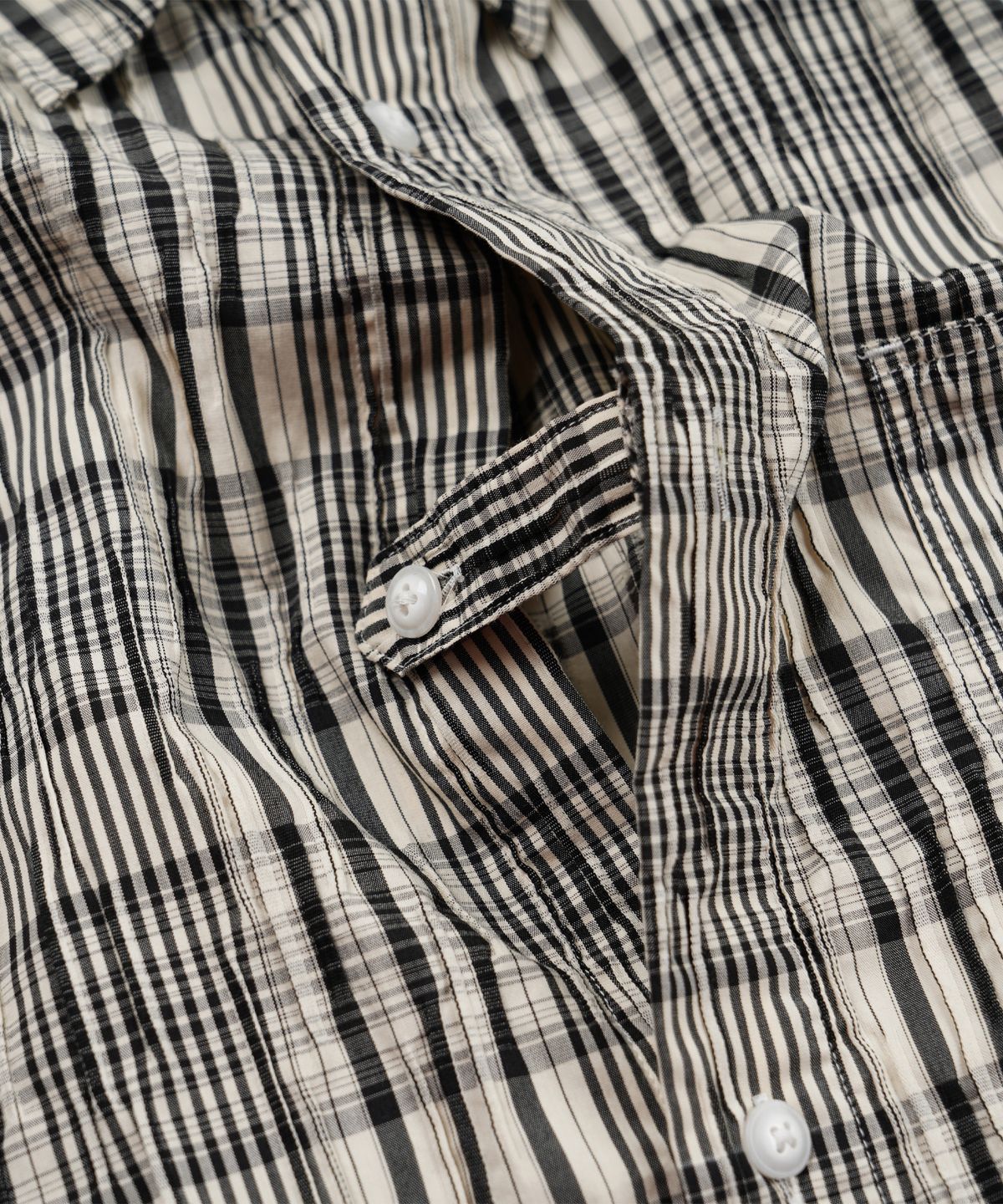 프리즘웍스(FRIZMWORKS) GATHERED CHECK SHIRT _ BLACK