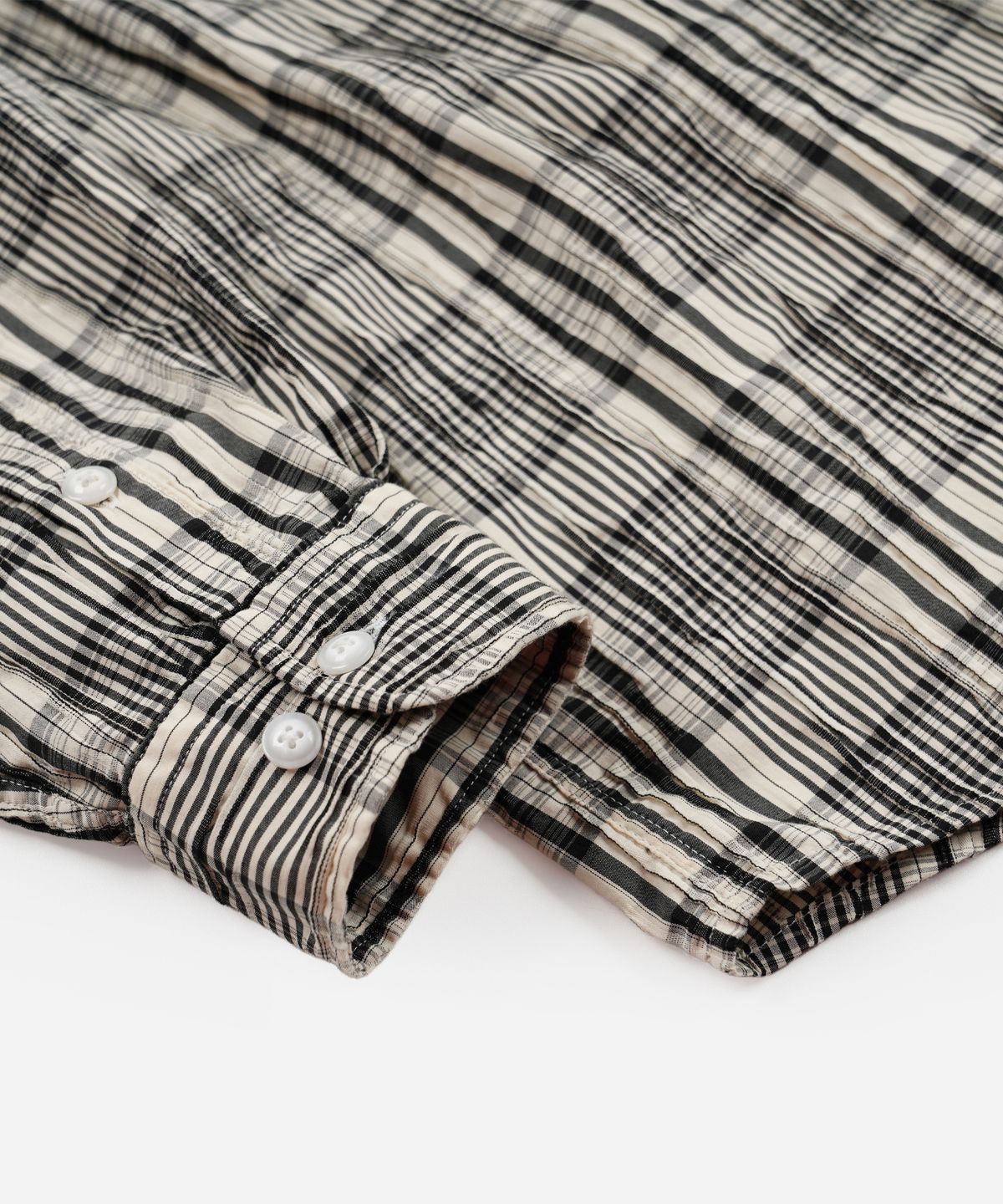 프리즘웍스(FRIZMWORKS) GATHERED CHECK SHIRT _ BLACK