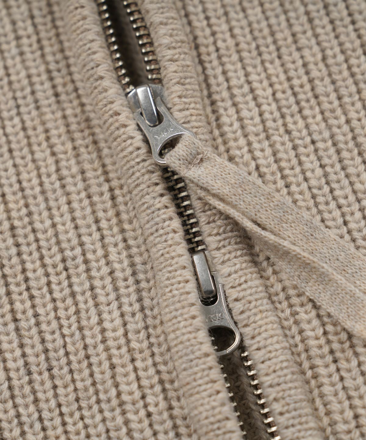프리즘웍스(FRIZMWORKS) ULTRA HEAVYWEIGHT ZIP UP CARDIGAN _ OATMEAL