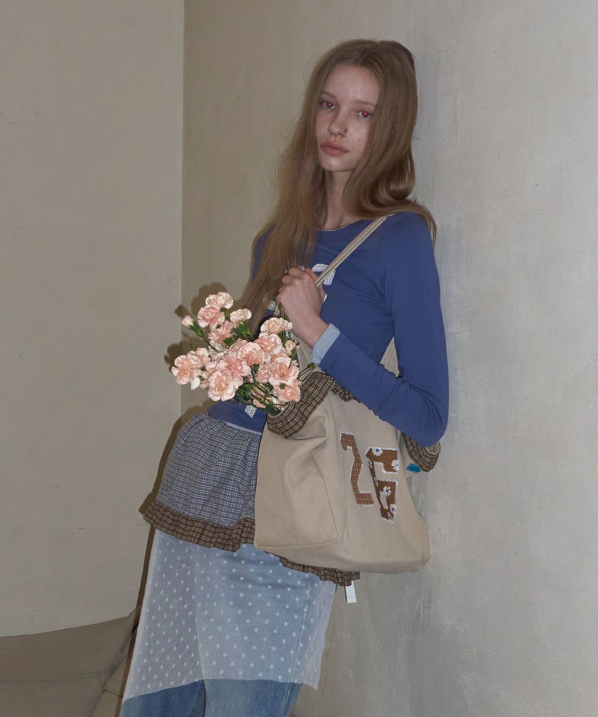 메종크렘(MAISON CREME) 26 Check Frill canvas bag_ Sand beige