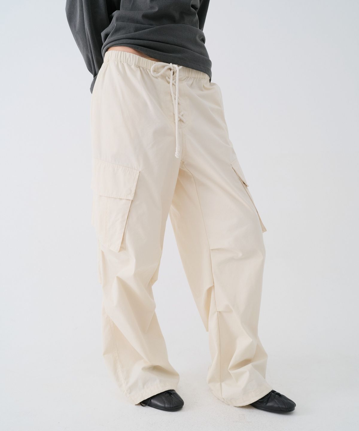 센토르(CENTAUR.KR) LACE-UP CARGO BANDING PANTS_IVORY