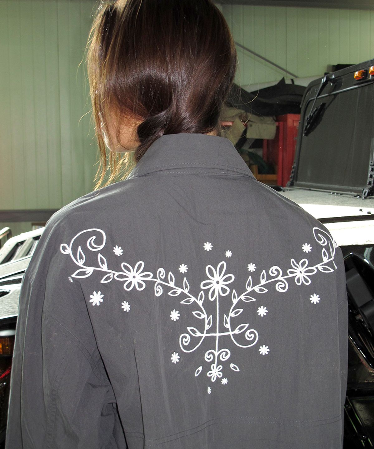 센토르(CENTAUR.KR) FLOWER NEEDLEWORK SHIRTS JACKET_CHARCOAL