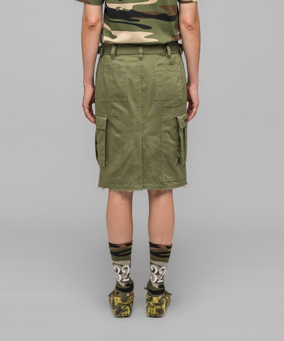 032씨(032C) (W) 마스크 초이스 카고 스커트 MASKED CHOICE CARGO SKIRT FADED GREEN