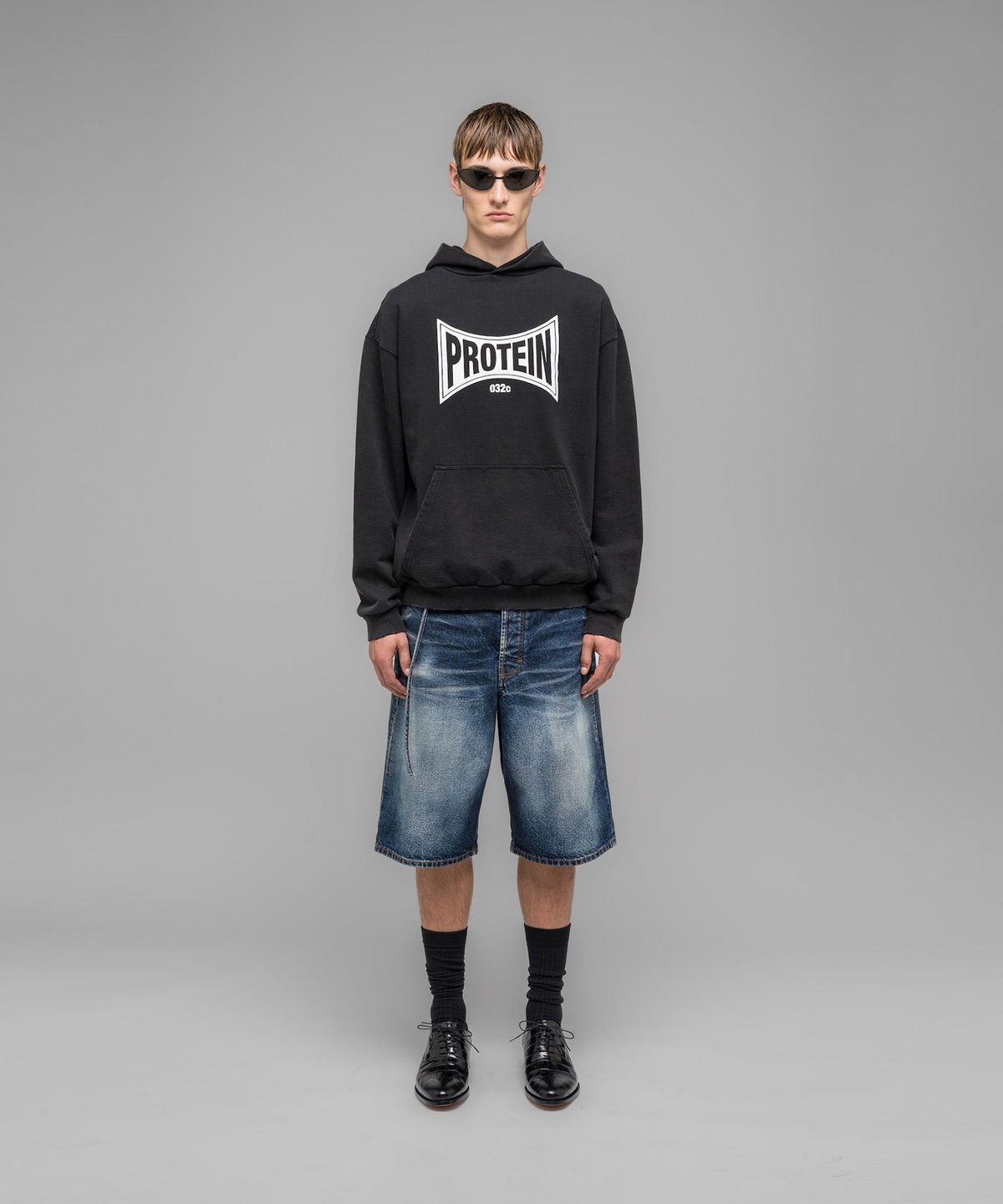 032씨(032C) (U) 프로틴 후디 페이디드 블랙 PROTEIN HOODIE FADED BLACK