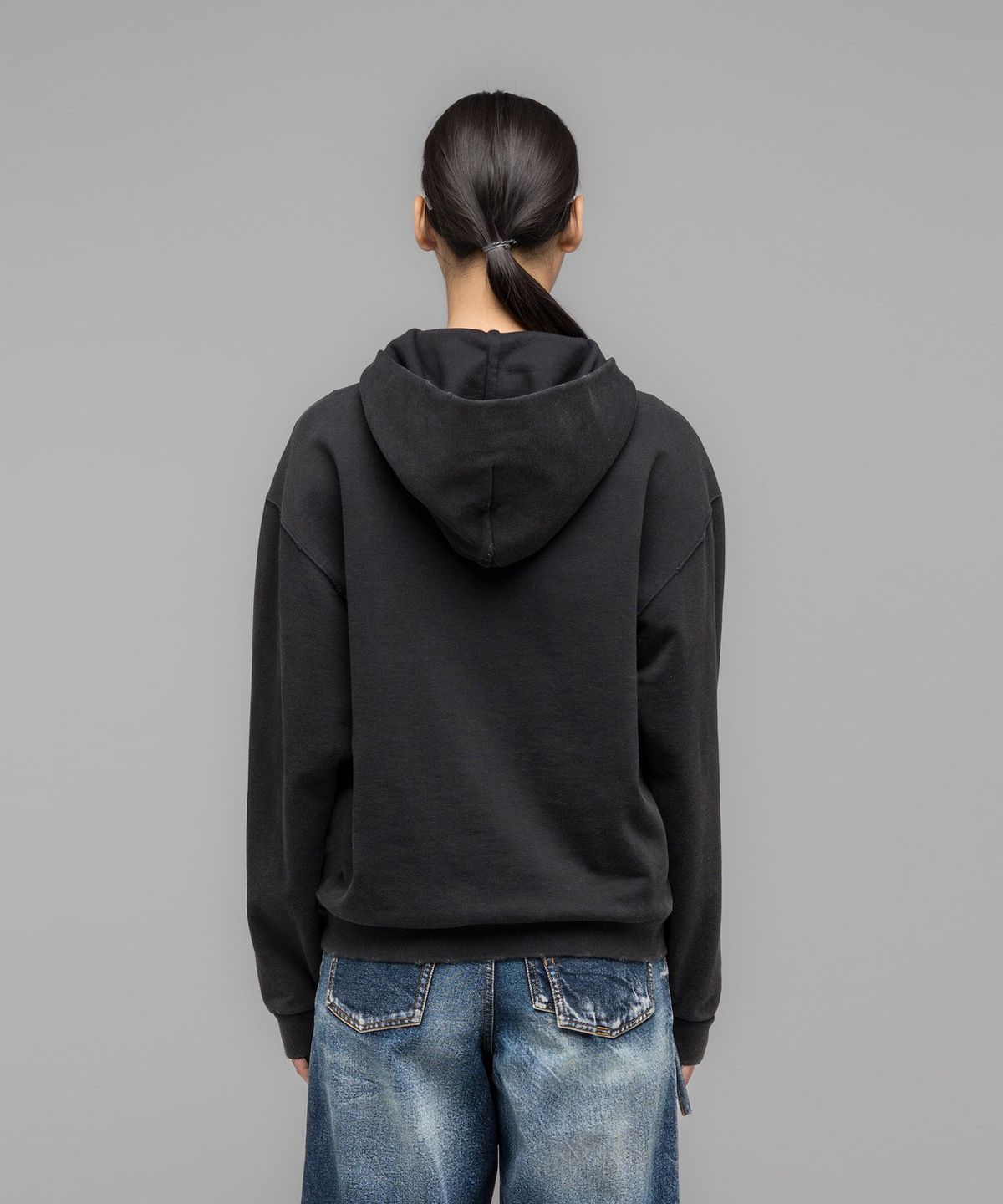 032씨(032C) (U) 프로틴 후디 페이디드 블랙 PROTEIN HOODIE FADED BLACK