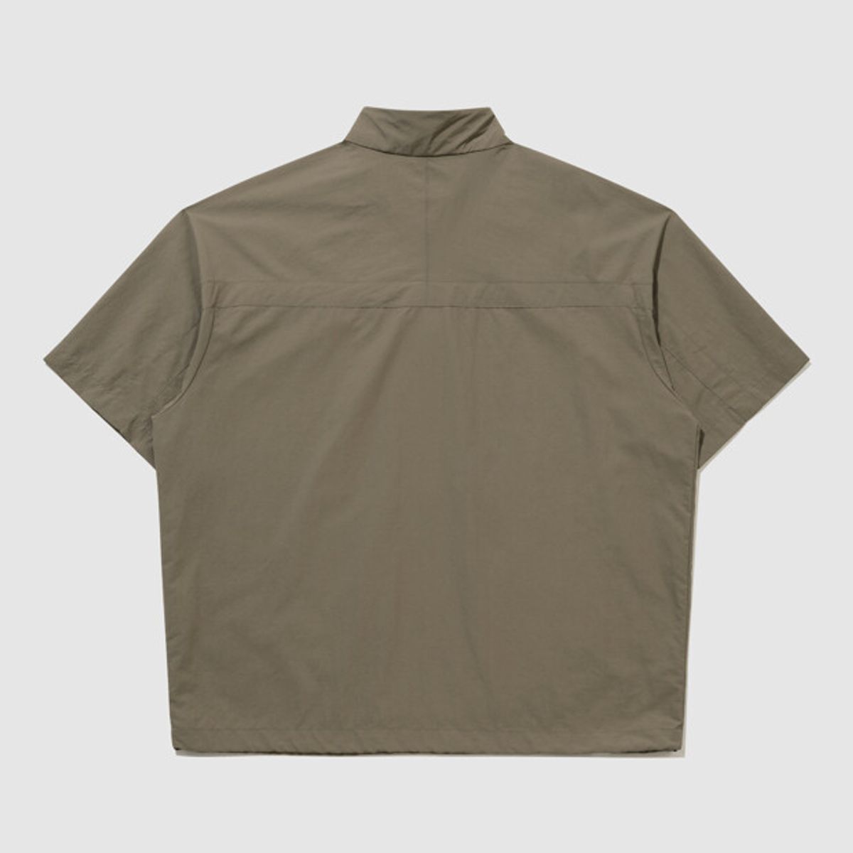 엄브로(UMBRO) 클래식 반팔 스탠넥 아노락 브라운 UR124CWT31