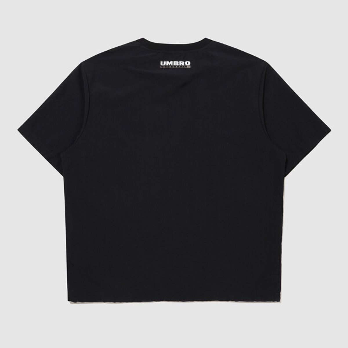 엄브로(UMBRO) 클래식 반팔 피스테 블랙 UR121CWT32