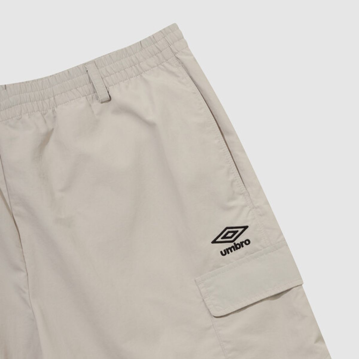 엄브로(UMBRO) 클래식 카고 5부 반바지  베이지 UR123CHP33