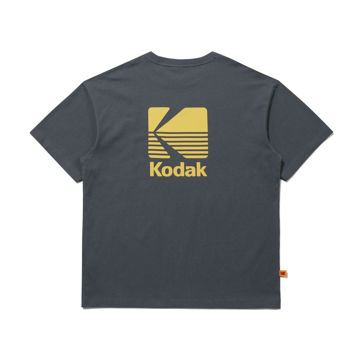 코닥(KODAK) 빅로고 코튼 반팔 티셔츠 CHARCOAL