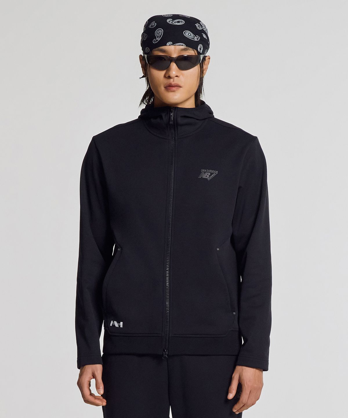 뉴발란스(NEW BALANCE) NBMDG15203 / PF 에센셜 후드집업 (BLACK)