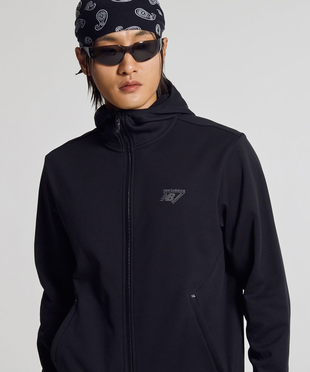 뉴발란스(NEW BALANCE) NBMDG15203 / PF 에센셜 후드집업 (BLACK)