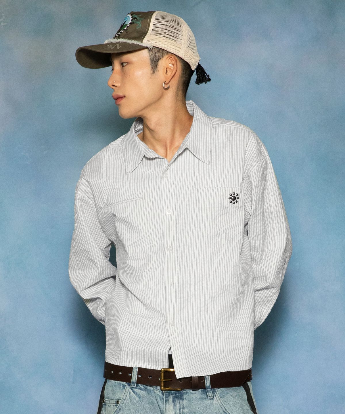 글랙(GLACK) GS016 스터드 포인트 크롭 긴팔 셔츠 (WHITE)