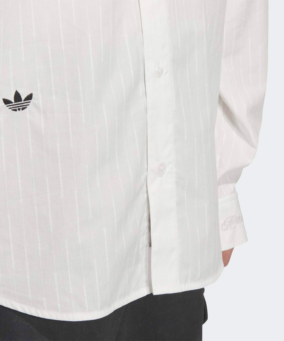 아디다스(ADIDAS) DLXC U 롱 슬리브 셔츠 - 화이트 / KS5309
