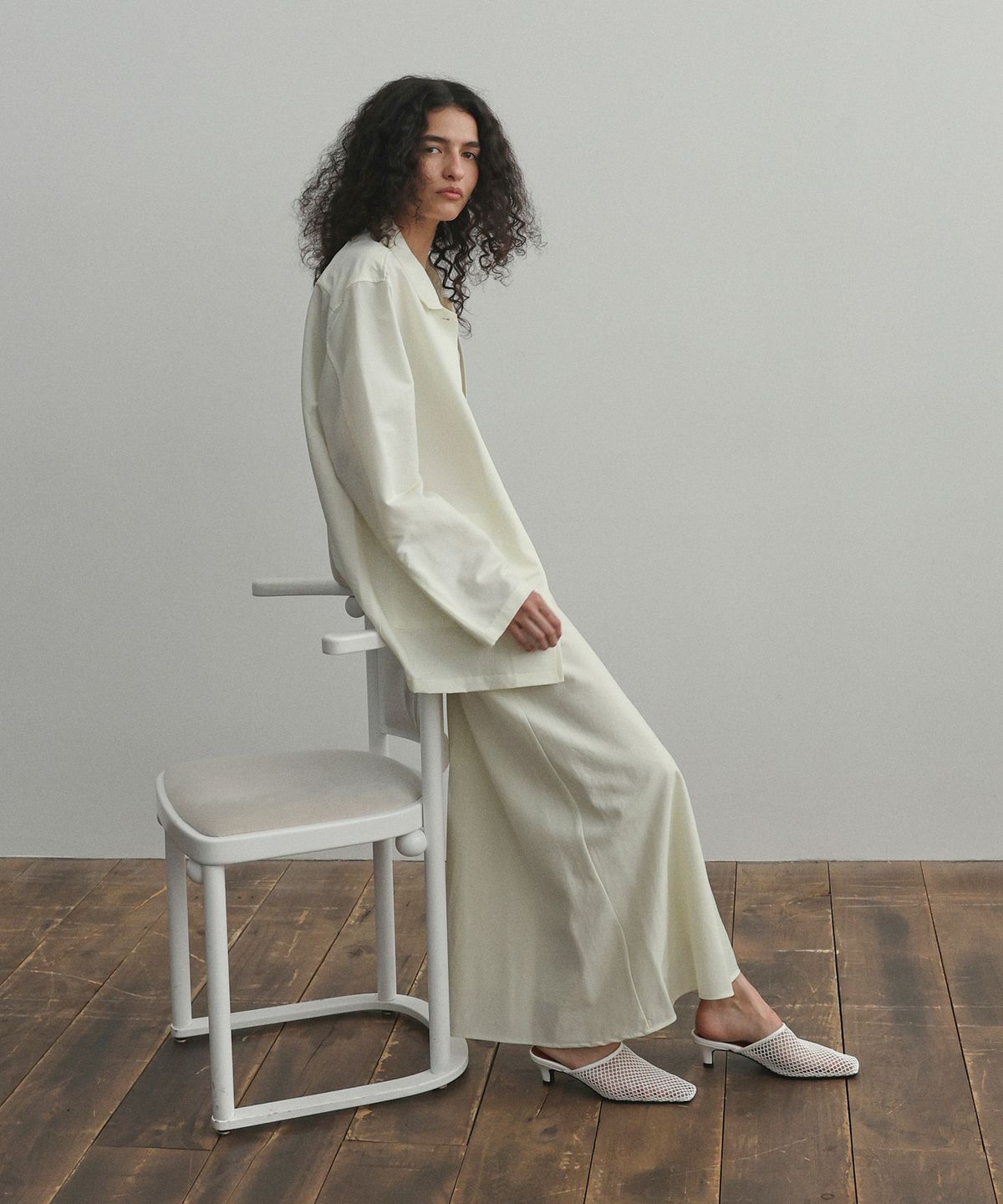 에퓨레(EPURE) MOI Square Net Mules (2color)