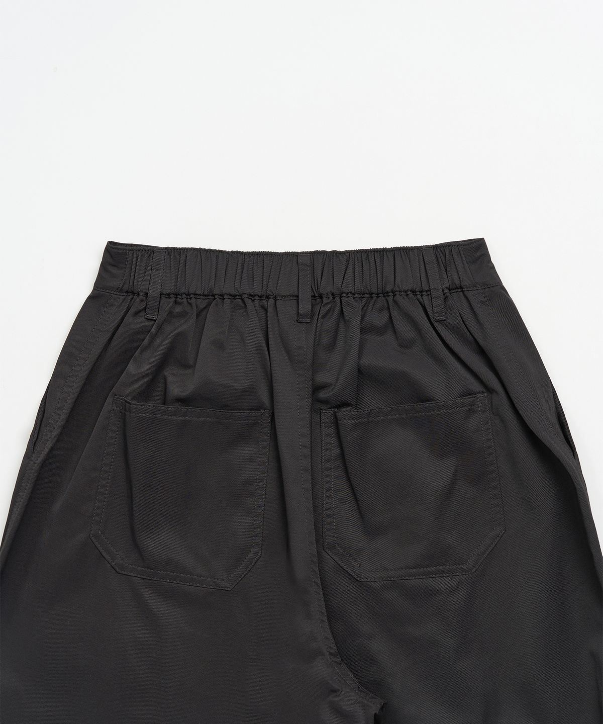 토피 우먼(TOFFEE WOMEN) W 버튼 포켓 버뮤다 팬츠 (BLACK)