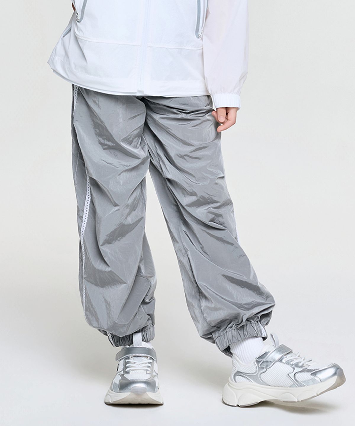 엠엘비 키즈(MLB KIDS) 스포티브 걸즈 레이스 와이드 조거 우븐팬츠 NY (Silver)