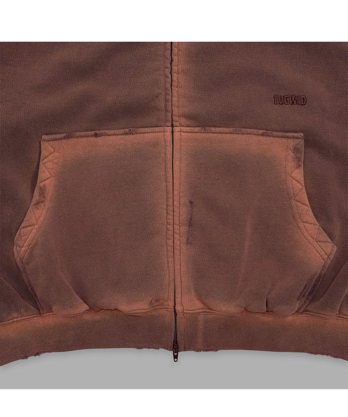투위드(TUEWID) Tuewid classic embroidery zip-up in bloody burgundy