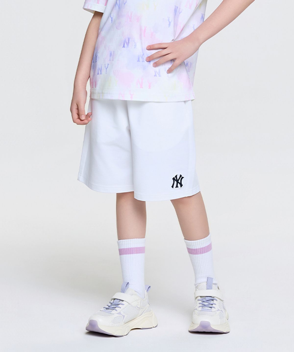 엠엘비 키즈(MLB KIDS) 베이직 스몰로고 반바지 NY (White)