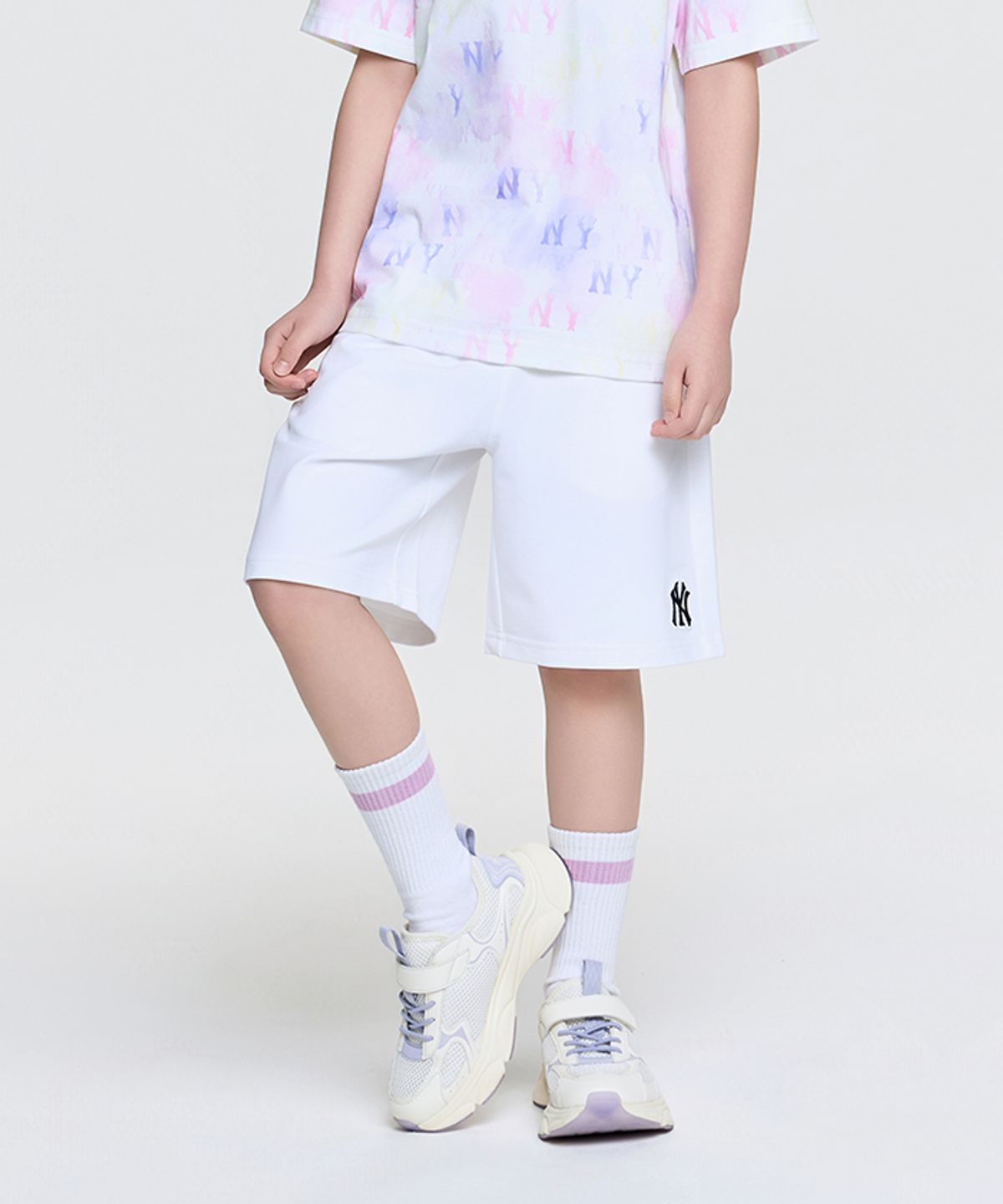 엠엘비 키즈(MLB KIDS) 베이직 스몰로고 반바지 NY (White)