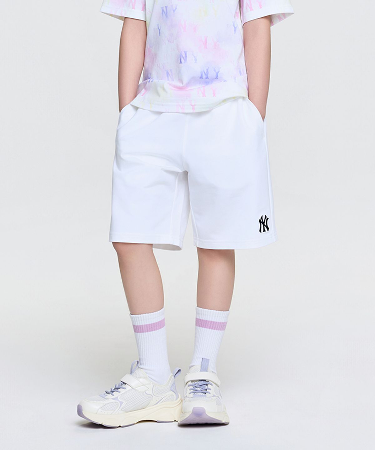 엠엘비 키즈(MLB KIDS) 베이직 스몰로고 반바지 NY (White)