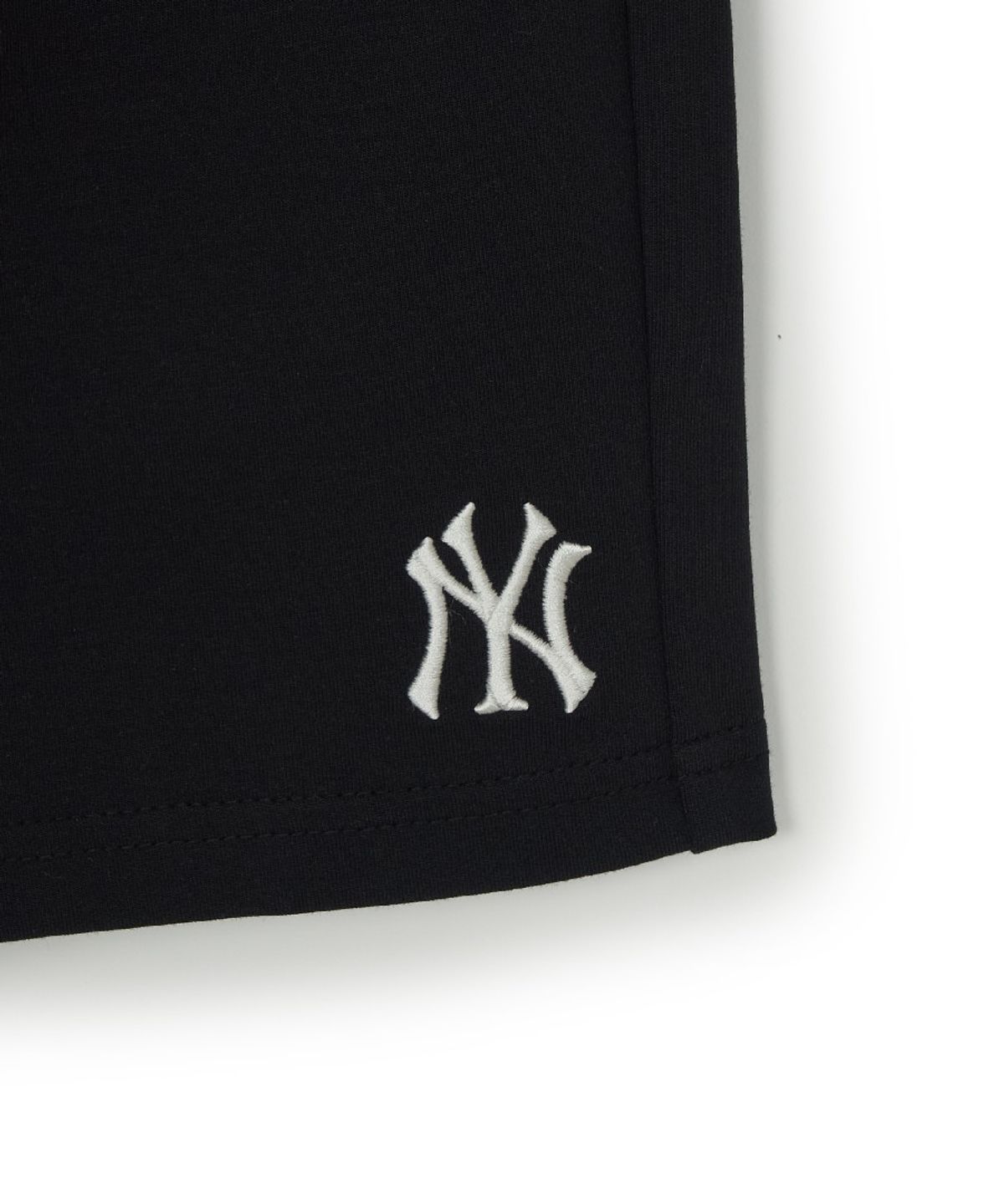 엠엘비 키즈(MLB KIDS) 베이직 스몰로고 반바지 NY (Black)