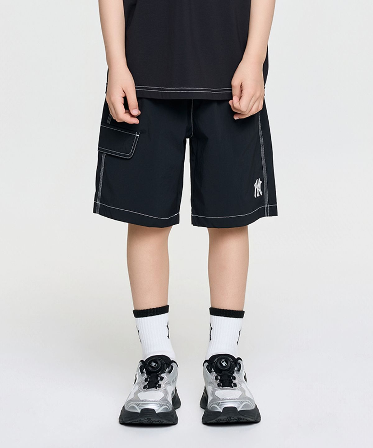 엠엘비 키즈(MLB KIDS) 스포티브 스몰로고 나일론 5부 팬츠 NY (Black)