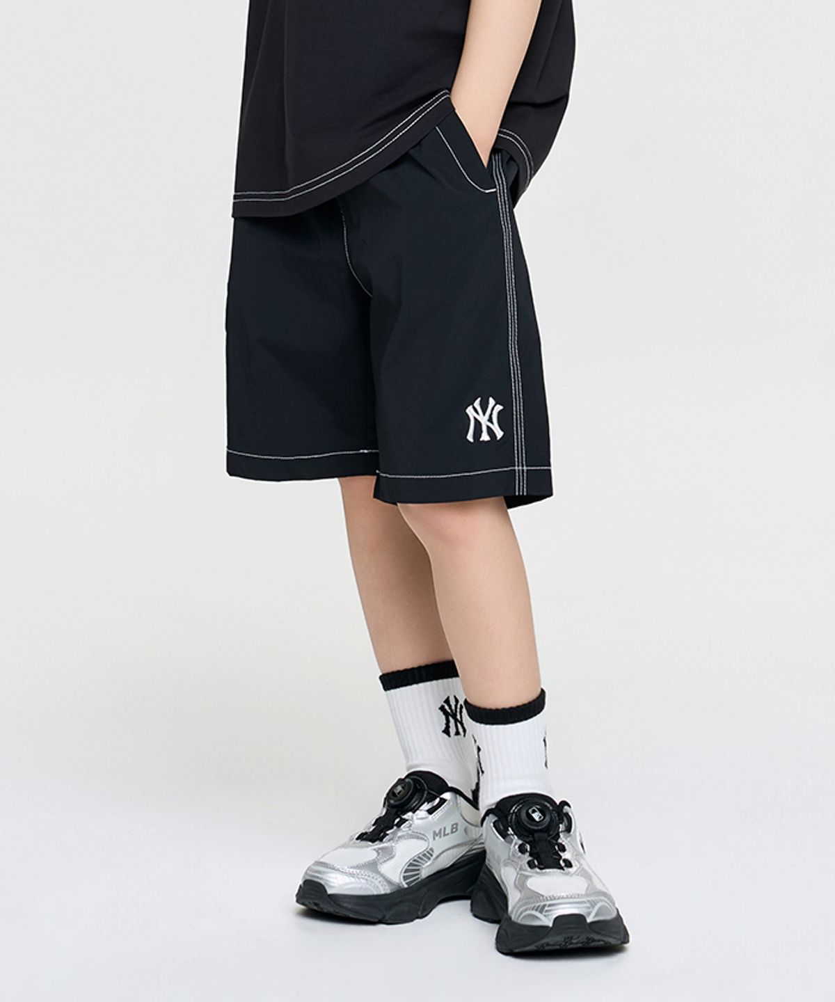 엠엘비 키즈(MLB KIDS) 스포티브 스몰로고 나일론 5부 팬츠 NY (Black)
