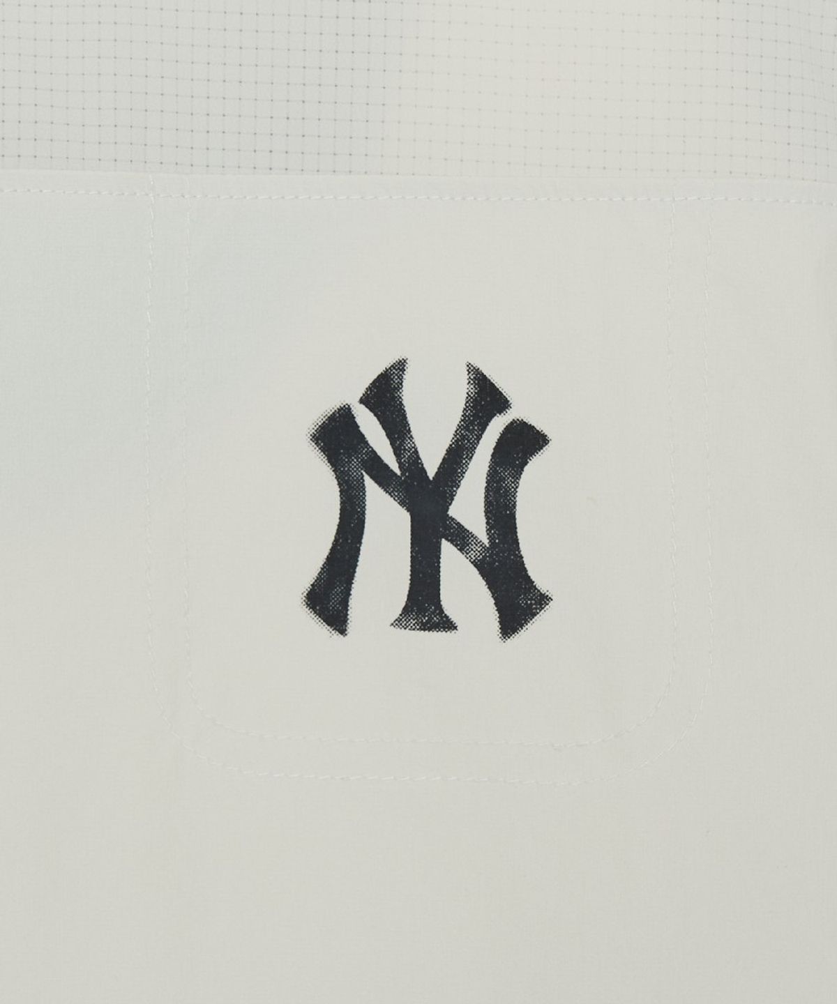 엠엘비 키즈(MLB KIDS) 스트릿 베이직 우븐 V넥 티셔츠 NY (Mg.Cream)
