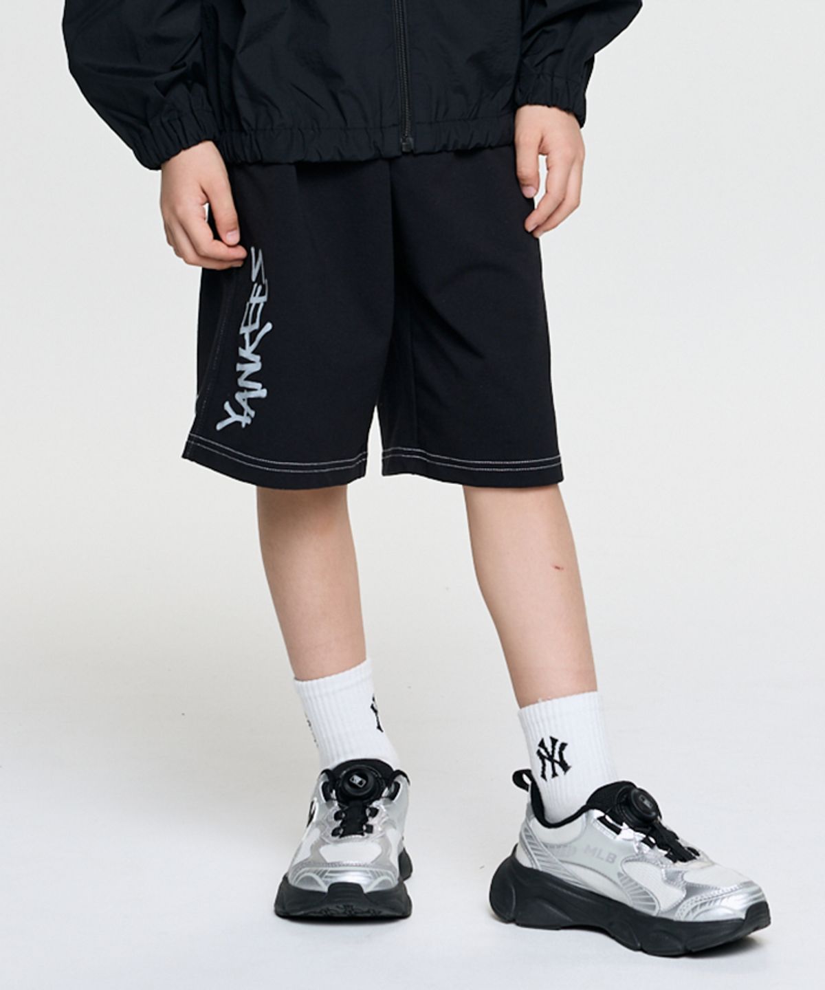 엠엘비 키즈(MLB KIDS) 베이직 스트릿 로고 반바지 NY (Black)