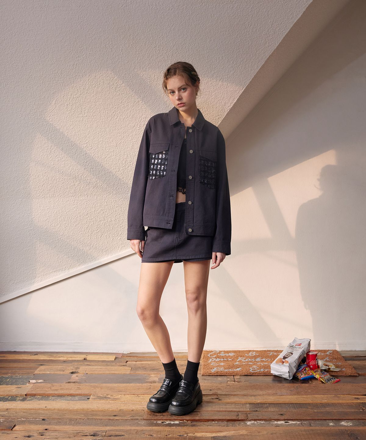 라피네아뜰리에(RAFFINE ATELIER) 시퀸 트윌 자켓 네이비