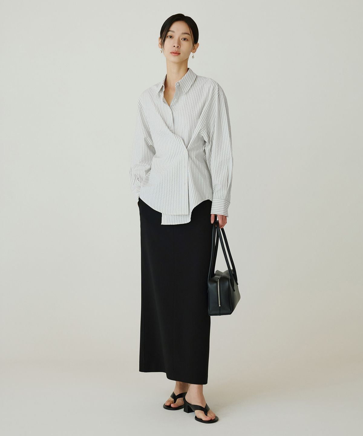 시야쥬(SIYAZU) SITP5256 노블 언밸런스 랩 ST 셔츠_Ivory
