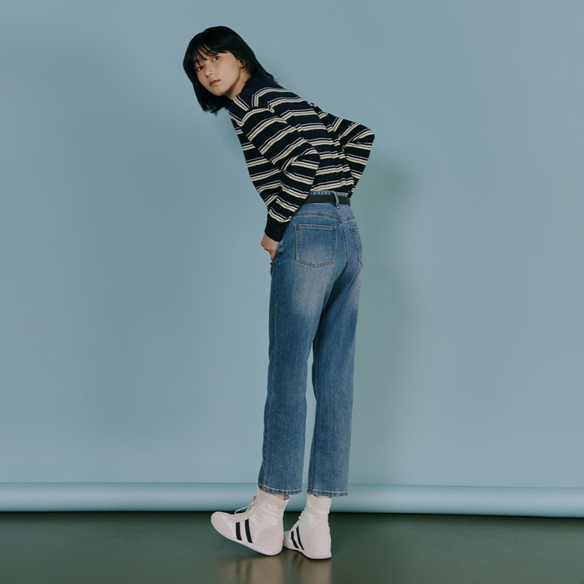 랩(LAP) 슬림 핀턱 스판 일자 데님팬츠 AS1DP261
