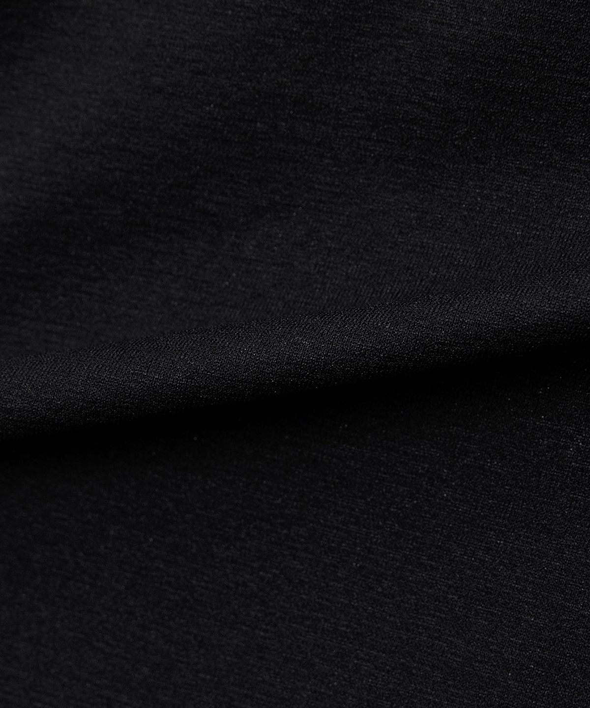 베이직하우스(BASIC HOUSE) 통기성 소로나 레귤러핏 오픈카라 반팔티셔츠 블랙