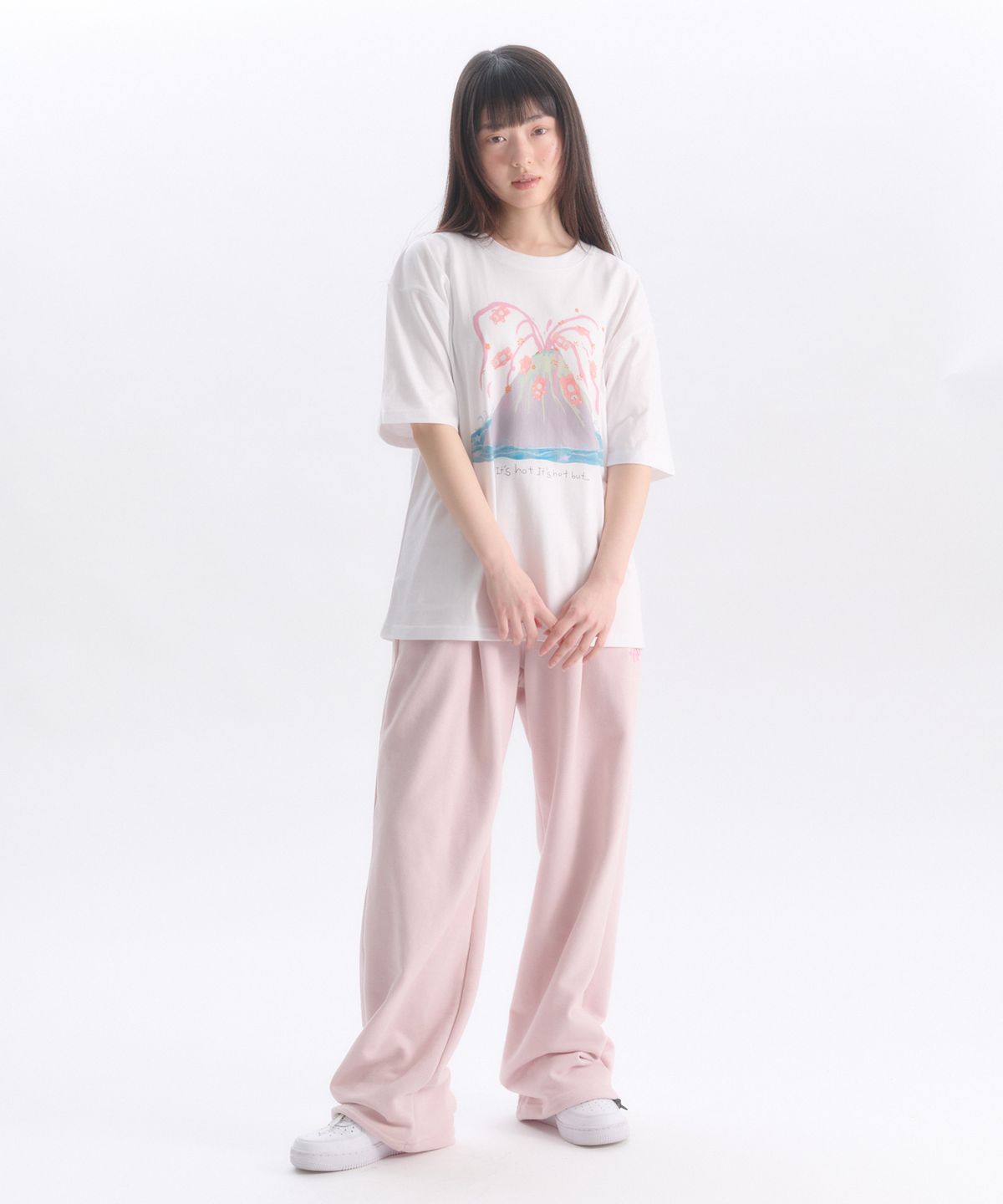 엠블러(AMBLER) The Soft Volcano Tee 그래픽 반팔 티셔츠 AS1304 (화이트)