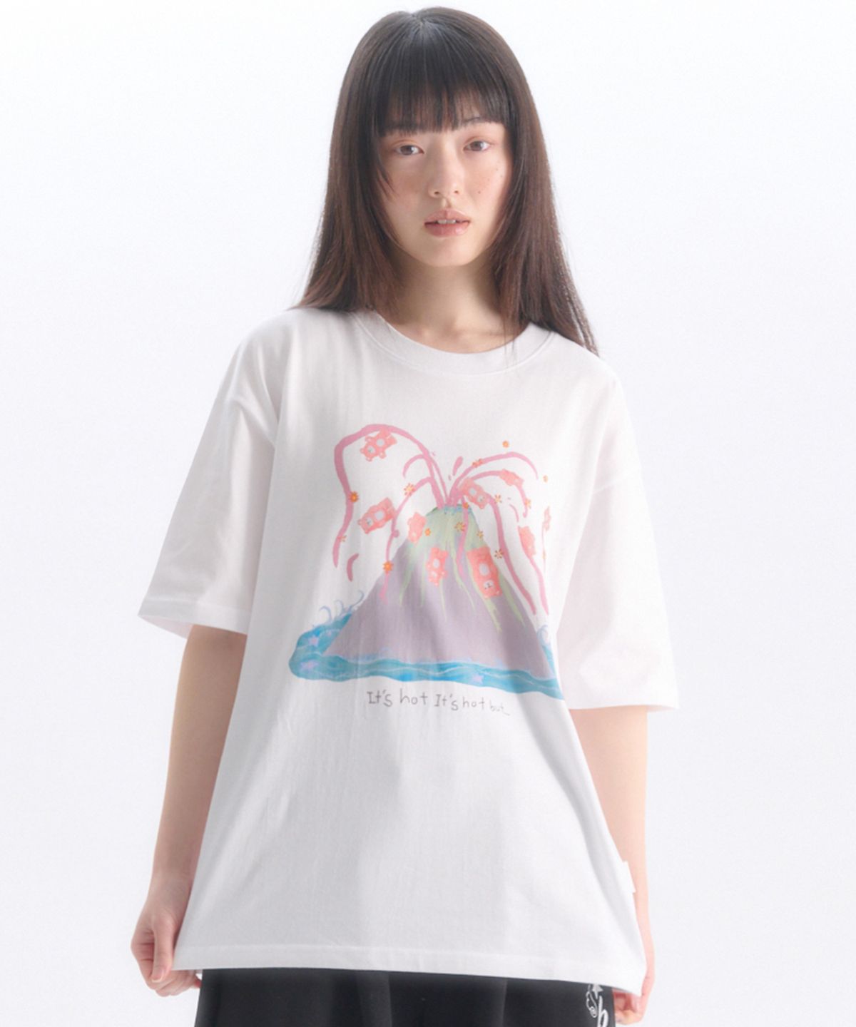 엠블러(AMBLER) The Soft Volcano Tee 그래픽 반팔 티셔츠 AS1304 (화이트)