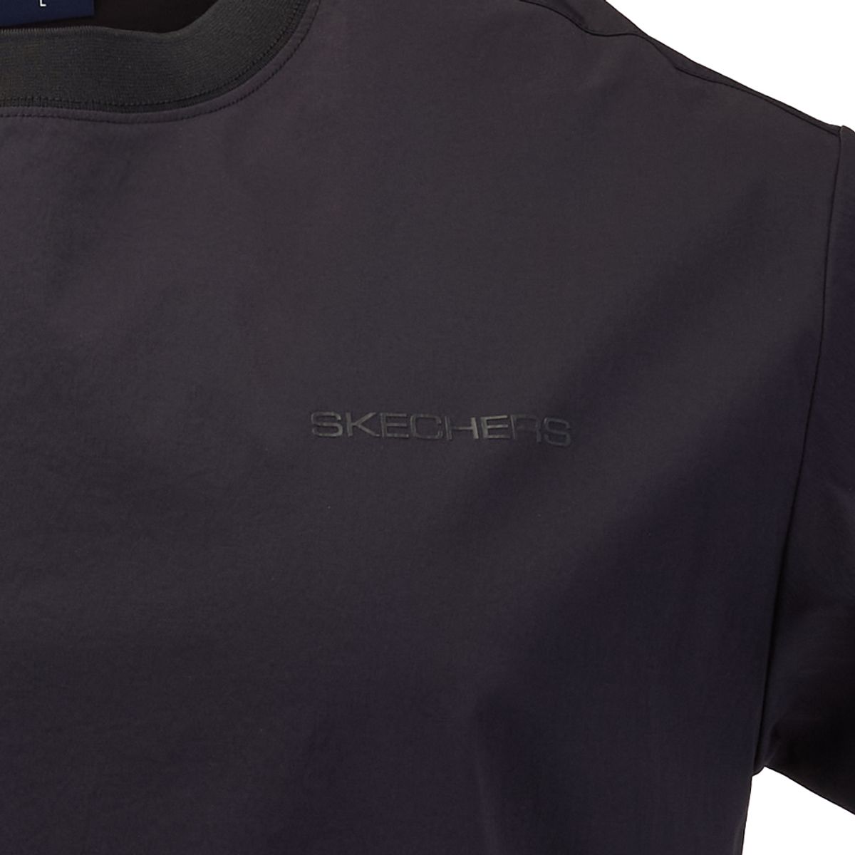 스케쳐스(SKECHERS) [스케쳐스 어패럴] 남성 시티 우븐 반팔 티셔츠_SL3MTCGM021