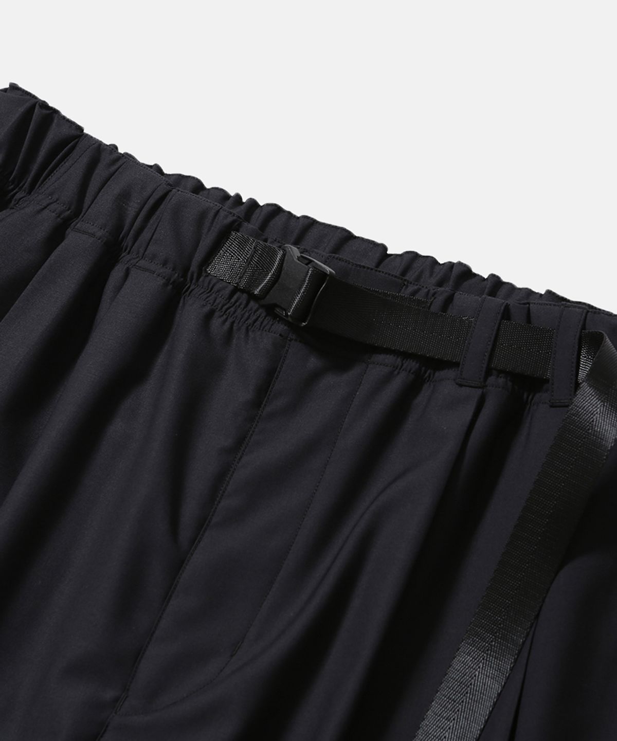 모이프(MOIF) [SS26] WIDE FUNCTION SLACKS / BLACK